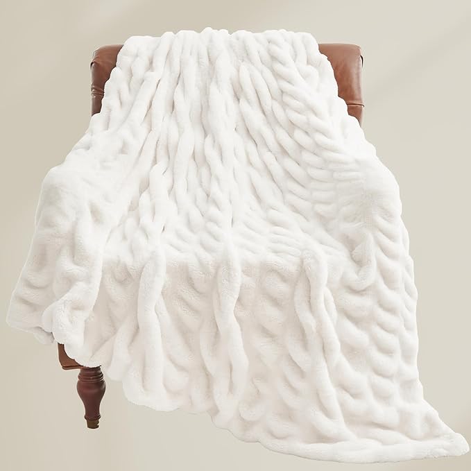 Cream Boho Ruched Faux Fur Throw Blanket – 50"x60" | Elastic Spandex Blend | Body-Conforming Fluffy Blanket | Stylish Couch Throw for Women