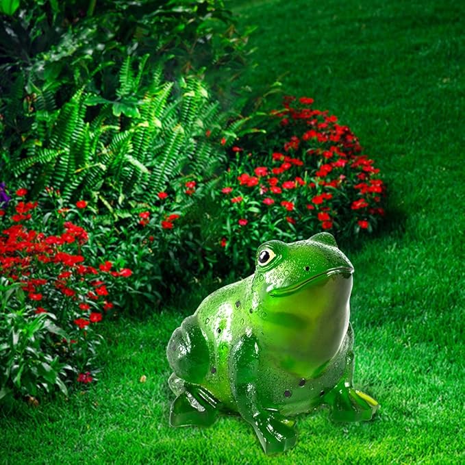 Green Solar Frog Garden Statue Light - Polyresin Outdoor Lawn and Patio Decor