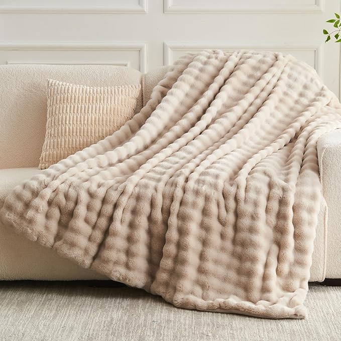 Linen Bubble Faux Fur Queen Blanket – 90"x90" | 550GSM Reversible Plush Rabbit Fluff | Natural Organic Bubble Pattern Throw for Bed & Sofa