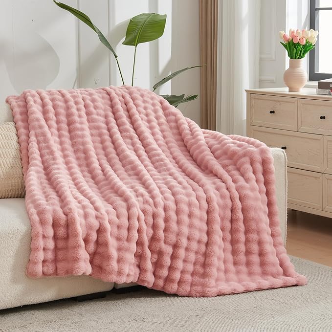 Pink Bubble Faux Fur Queen Blanket – 90"x90" | 550GSM Reversible Plush Rabbit Fluff | Glamorous Bubble Pattern Throw for Bed & Sofa