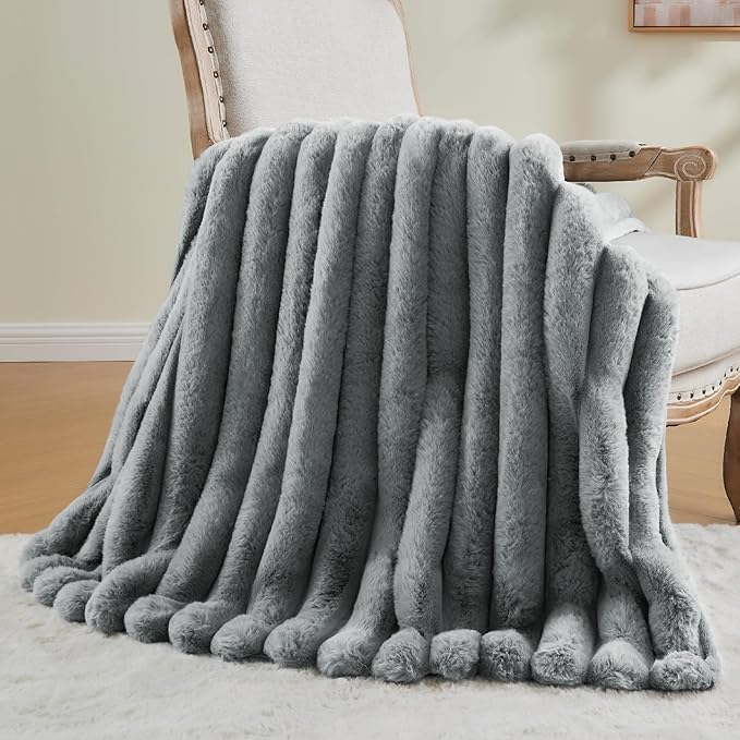 Grey Faux Rabbit Fur Throw Blanket – 50"x60" | 770GSM Double-Sided Luxury Fluffy Blanket | 3D Striped Plush Couch Throw for Men & Women