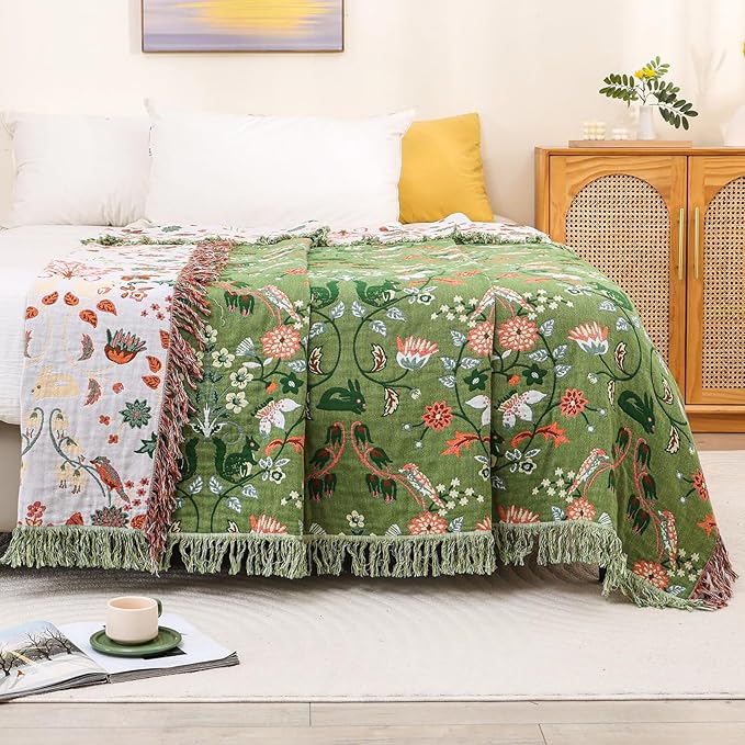 Light Green Squirrel Print Boho Cotton King Blanket – 90"x98" | 4-Layer Breathable 100% Cotton | OEKO-TEX GOTS GRS Certified Farmhouse Throw