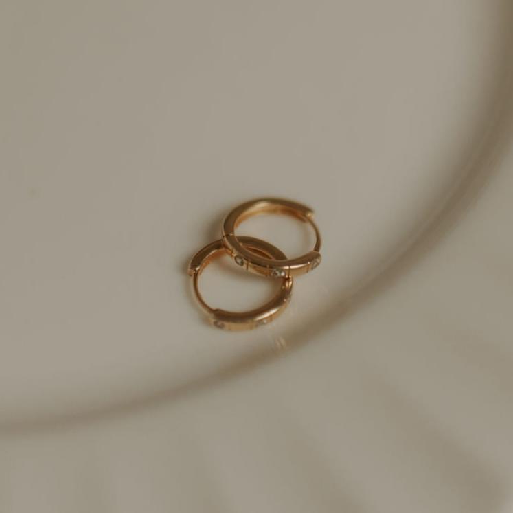 Diana Dainty 12mm Hoop Earrings