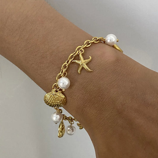 Gold Ocean Charm Bracelet – Starfish, Seashell, Seahorse & Pearl | 18K Gold Plated Stainless Steel | Adjustable 9.1" | Coastal Jewellery Gift for Her