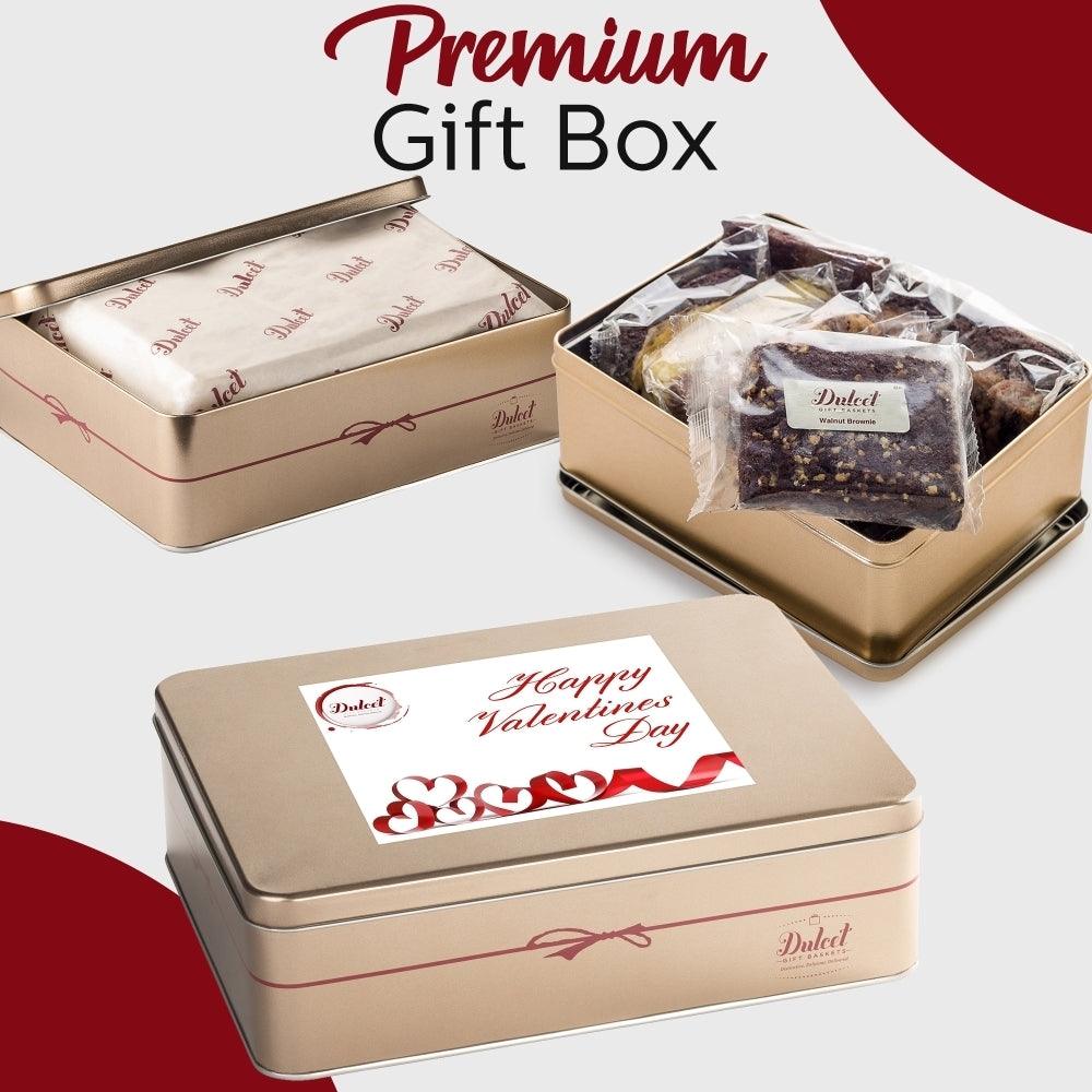 Premium-Geschenkbox mit verpackten Backwaren in zwei Kartons