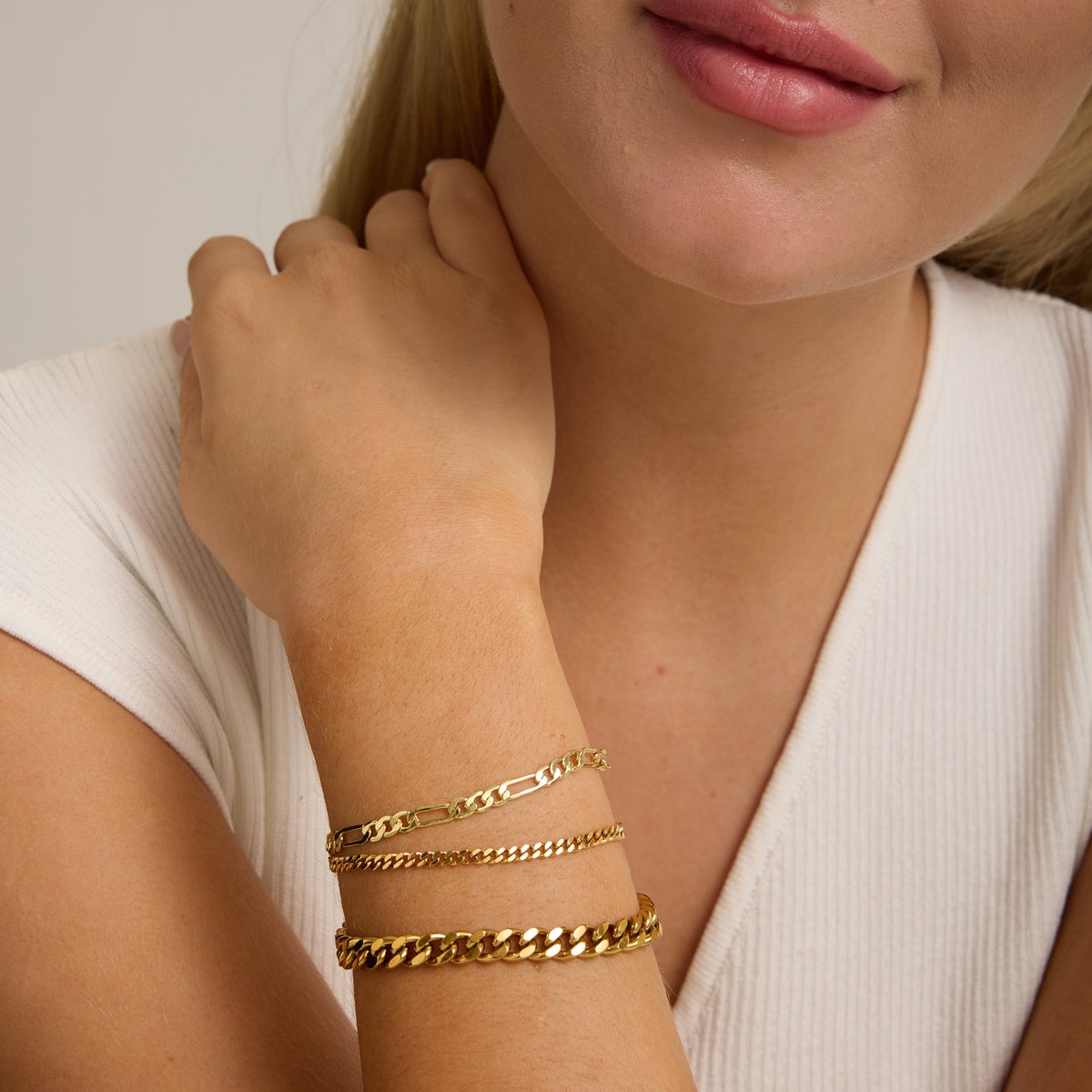 Medium Curb Chain Bracelet | 18K Gold PVD, Three Widths