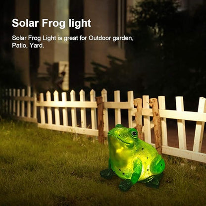 Green Solar Frog Garden Statue Light - Polyresin Outdoor Lawn and Patio Decor