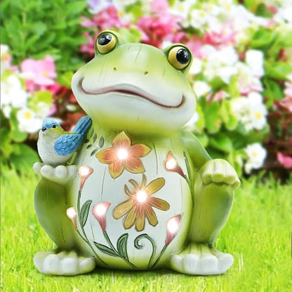 Solar Frog Statue Outdoor Light - Waterproof Resin Garden and Patio Decor