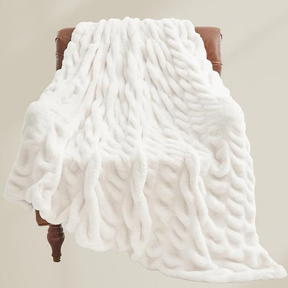 Cream Boho Ruched Faux Fur Throw Blanket – 50"x60" | Elastic Spandex Blend | Body-Conforming Fluffy Blanket | Stylish Couch Throw for Women