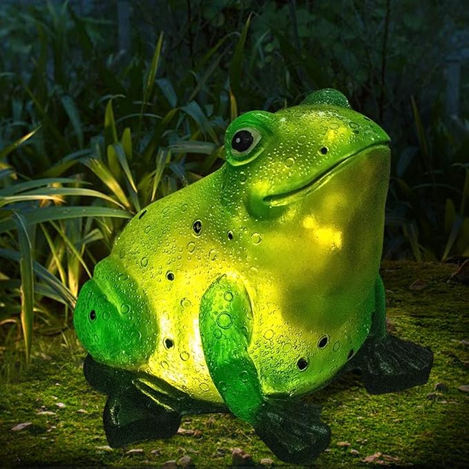 Green Solar Frog Garden Statue Light - Polyresin Outdoor Lawn and Patio Decor