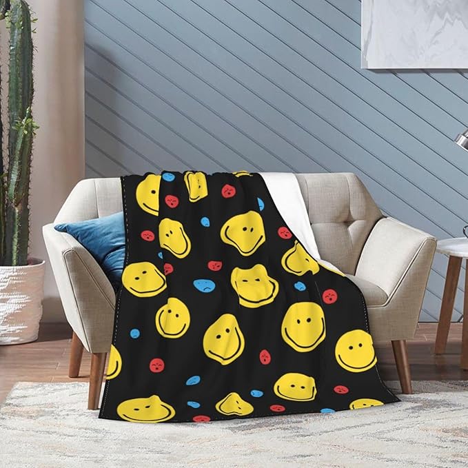 Smiley Face Kids Throw Blanket – 50"x40" | Soft Fleece Happy Face Blanket | Fun Retro Gift for Kids, Boys & Girls