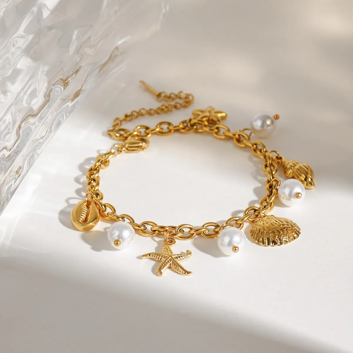Gold Ocean Charm Bracelet – Starfish, Seashell, Seahorse & Pearl | 18K Gold Plated Stainless Steel | Adjustable 9.1" | Coastal Jewellery Gift for Her