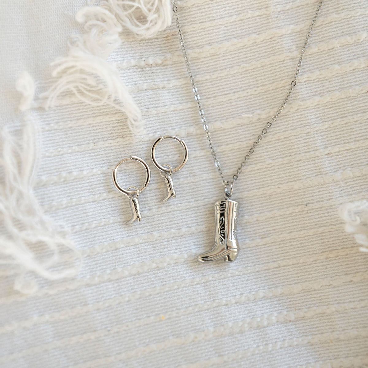 Dolly Boot Hoops