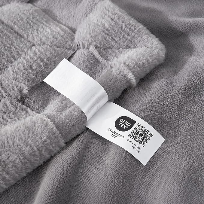 Grey Checkered Faux Fur Queen Blanket – 90"x90" | 450GSM 3D Jacquard Check Pattern | OEKO-TEX Certified Versatile Plush Throw for Bed & Couch