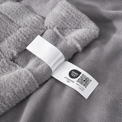 Grey Checkered Faux Fur Queen Blanket – 90"x90" | 450GSM 3D Jacquard Check Pattern | OEKO-TEX Certified Versatile Plush Throw for Bed & Couch
