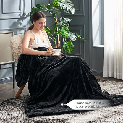 Black Checkered Faux Fur Queen Blanket – 90"x90" | 450GSM 3D Jacquard Check Pattern | OEKO-TEX Certified Bold Plush Throw for Bed & Couch