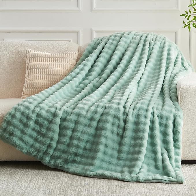 Sage Green Bubble Faux Fur Queen Blanket – 90"x90" | 550GSM Reversible Plush Rabbit Fluff | Botanical Bubble Pattern Throw for Bed & Sofa