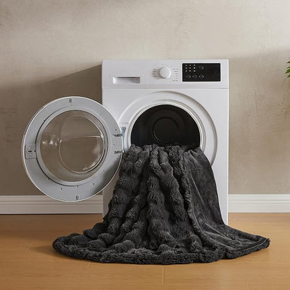 Dark Grey Faux Fur Queen Blanket – 90"x90" | 750GSM Wavy Bubble Texture | Sophisticated Plush Throw for Bed, Sofa & Chaise Lounge