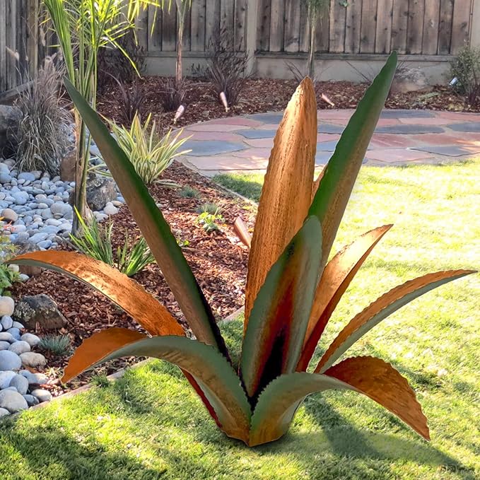 Metal Agave Garden Sculpture - 9-Leaf Rustic Botanical Outdoor Decor