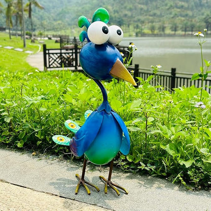 Green Metal Peacock Garden Statue - Weather-Resistant Bird Yard Decor