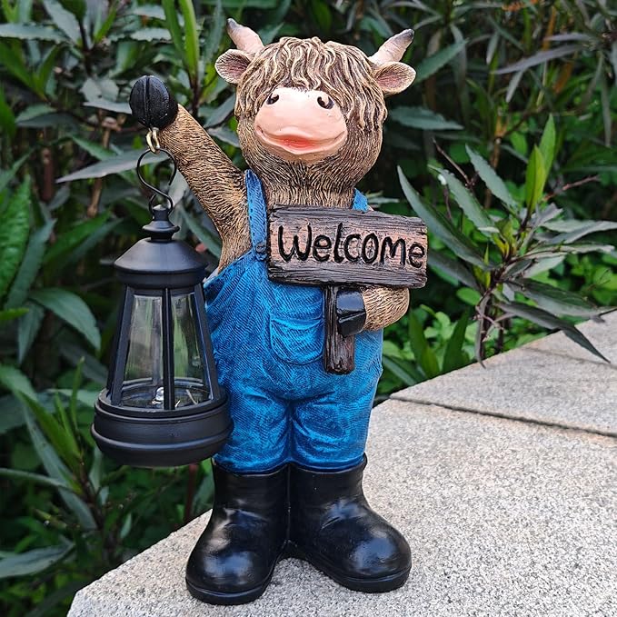 Solar Highland Cow Garden Statue with Lantern and Welcome Sign - Farmhouse Resin Outdoor Decor