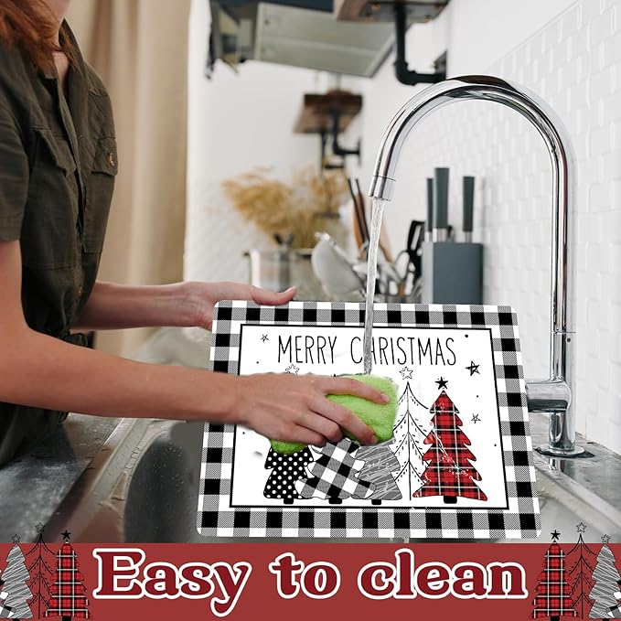 Christmas tree placemat, black and white buffalo plaid border with red tree centerpiece