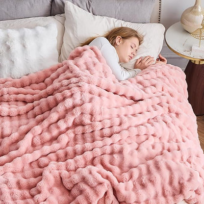 Pink Bubble Faux Fur Queen Blanket – 90"x90" | 550GSM Reversible Plush Rabbit Fluff | Glamorous Bubble Pattern Throw for Bed & Sofa