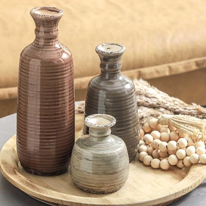 Set of 3 cylindrical ceramic vases with fluted pattern in terracotta brown and gray