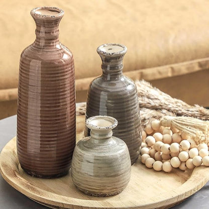 Set of 3 cylindrical ceramic vases with fluted pattern in terracotta brown and gray
