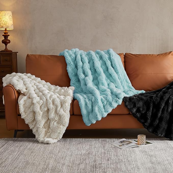 Black Faux Fur Queen Blanket – 90"x90" | 750GSM Wavy Bubble Texture | Elegant Thick Plush Throw for Bed & Couch