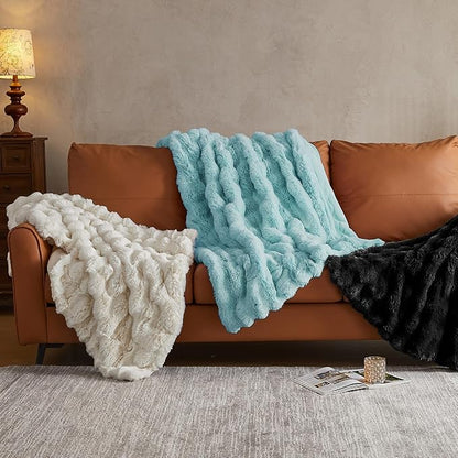 Black Faux Fur Queen Blanket – 90"x90" | 750GSM Wavy Bubble Texture | Elegant Thick Plush Throw for Bed & Couch