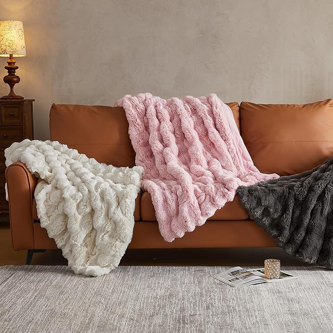 Pink Faux Fur King Blanket – 108"x90" | 750GSM Wavy Bubble Texture | Opulent Plush Throw for King Beds, Sofa & Chaise Lounge
