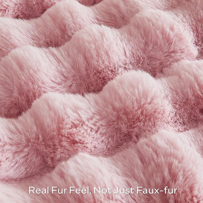 Pink Faux Fur King Blanket – 108"x90" | 750GSM Wavy Bubble Texture | Opulent Plush Throw for King Beds, Sofa & Chaise Lounge