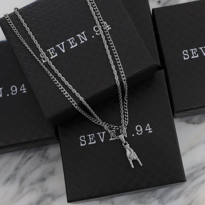 Silver horn-hand pendant necklace set with SEVEN.94 gift boxes