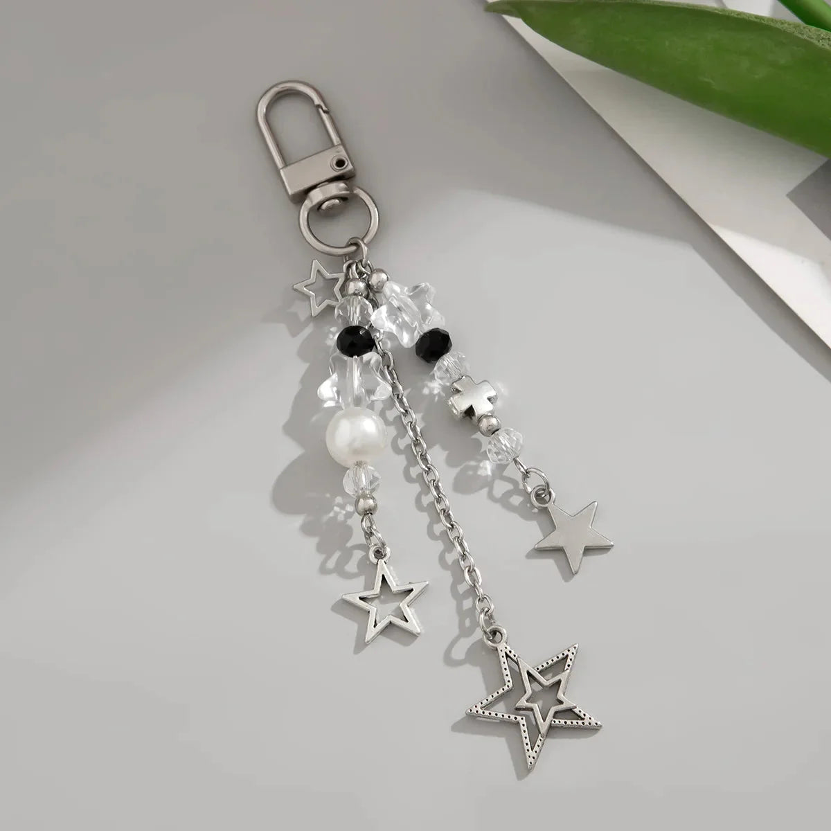 Y2K Fashion Flower Star Love Bow Strawberry Pendant Acrylic Keychain Student Women's Bag Backpack Pants Chain Accessories