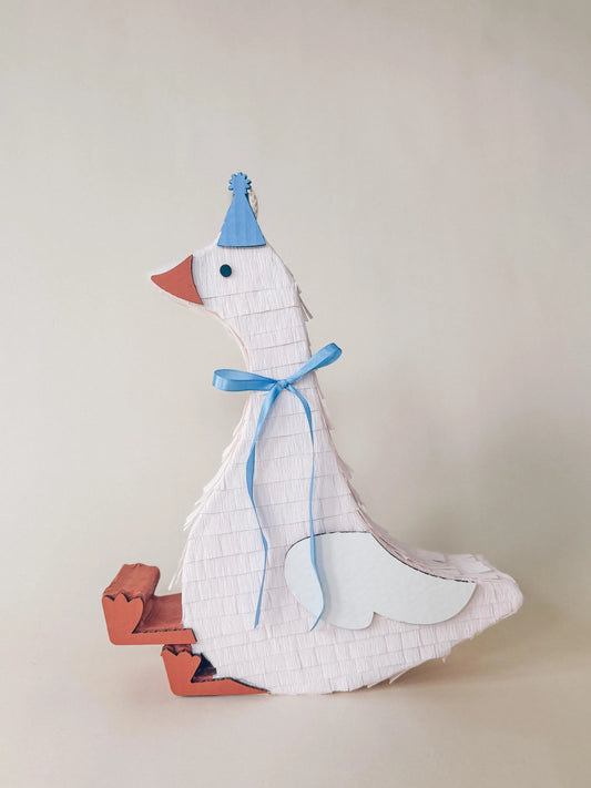 🦢 Sitting Party Goose Piñata Blue –Handmade Animal Piñata for Kids’ Birthdays, Spring Celebrations & Farm-Themed Parties