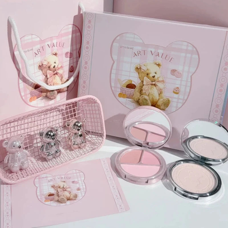 Decorative makeup gift set with heart window box and multiple round compacts