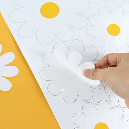White Daisy Wall Stickers – 34-Piece Small Scatter or 14-Piece Large Statement Set | 60×30cm Sheet | Peel & Stick | Bedroom, Nursery & Garden Decor