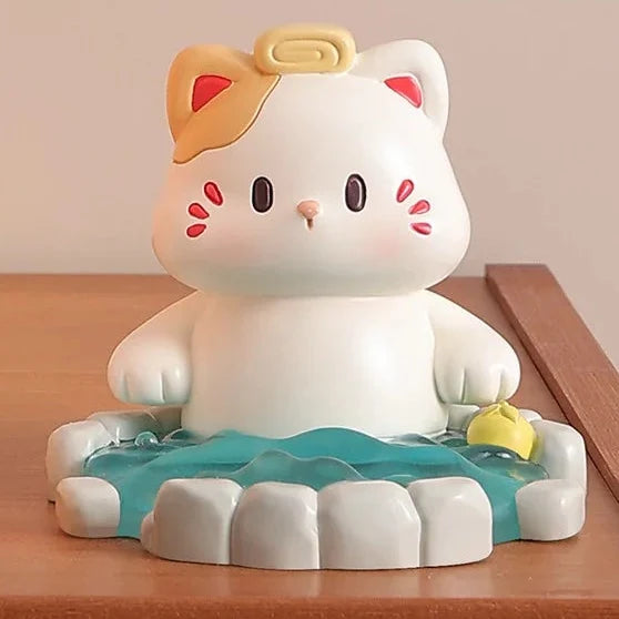 Kawaii Onsen Cat Phone Stand – Cute Cat Desk Accessory | Gift for Cat Lovers & Kawaii Fans