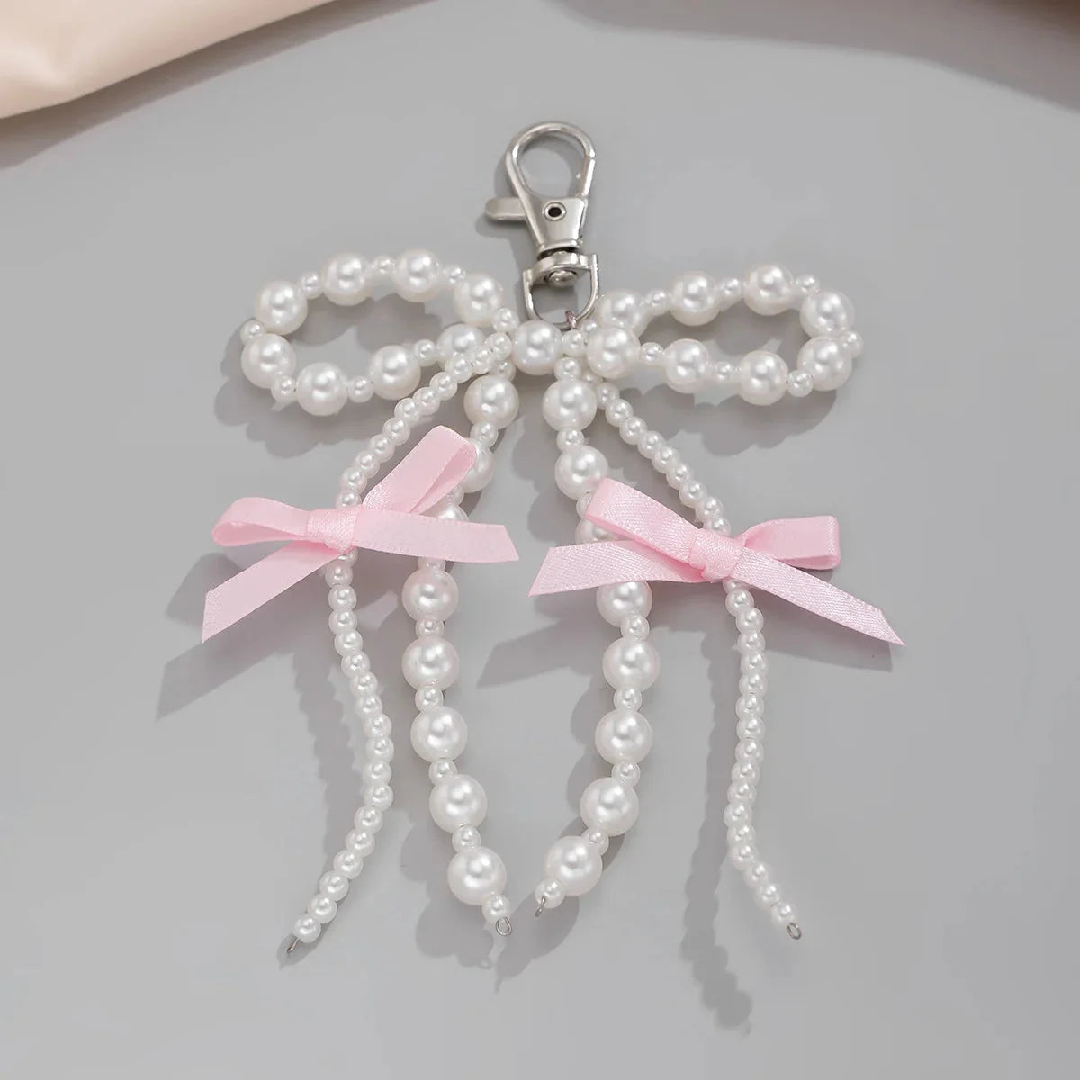 Y2K Fashion Flower Star Love Bow Strawberry Pendant Acrylic Keychain Student Women's Bag Backpack Pants Chain Accessories