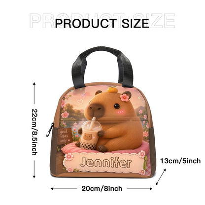 Kids lunch bag size diagram: brown bear front, Jennifier logo, 20cm wide by 22.8cm high.