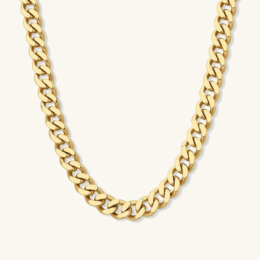 Gold chunky curb chain necklace, 12 mm links, close-up