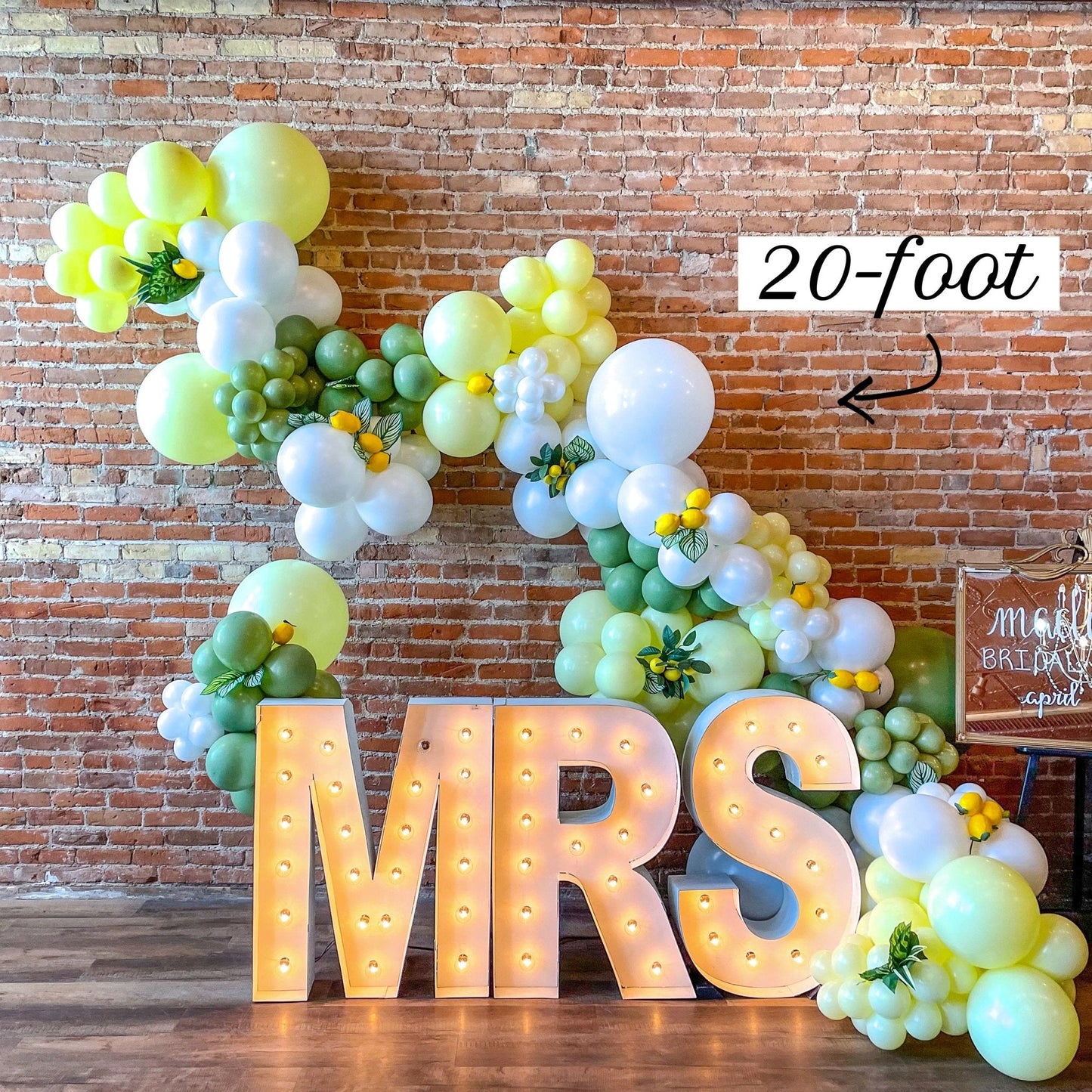 Dolce Vita Lemon Balloon Garland Kit