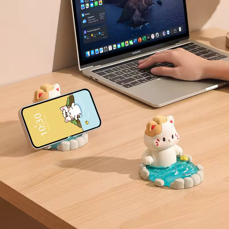Kawaii Onsen Cat Phone Stand – Cute Cat Desk Accessory | Gift for Cat Lovers & Kawaii Fans