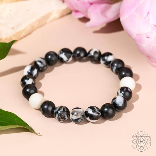 Zebra jasper bead bracelet with black and white round stones