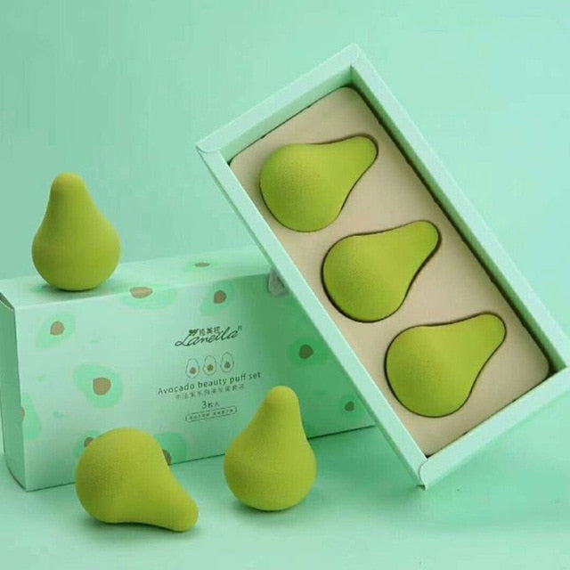 Avocado-shaped makeup sponge set, three green sponges with curved edges